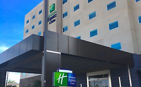 Holiday Inn Express & Suites Mexicali By Ihg